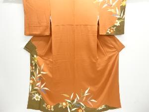 縮緬地草花模様刺繍訪問着